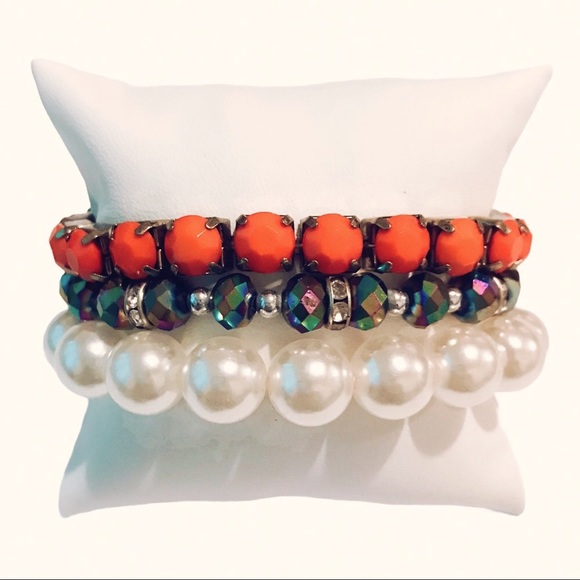 Chuns Set of Faux Pearl Crystal Stretch Bracelets - Picture 2 of 8